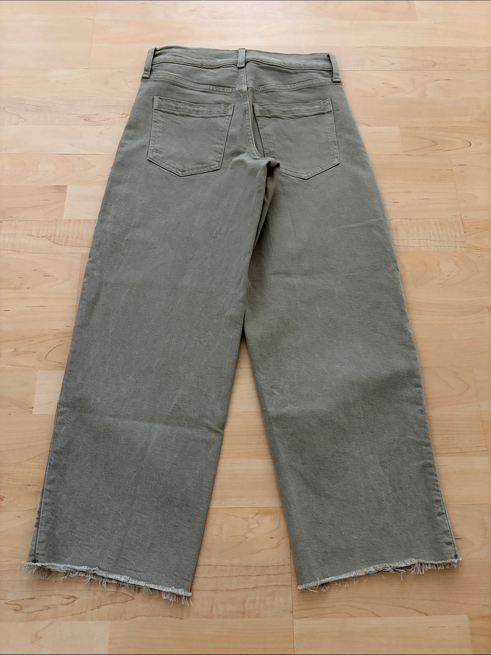 Banana Republic High Rise Wide Leg Crop Jeans Size 25 Green Raw Hem - Picture 3 of 8